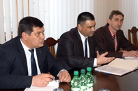 Defense Minister Meets With Chinese Ambassador to Republic of Moldova