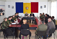Ministrul Apărării s-a întîlnit cu părinţii ostaşilor decedaţi în unităţile militare