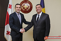 Ministrul Apărării pleacă în Georgia