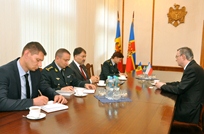 Minister of Defense Meets with Ambassador of Czech Republic to Chisinau