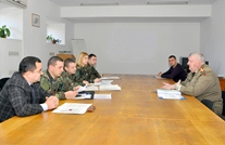 Romanian Expert Decorated at the Ministry of Defense