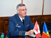 Ataşat militar canadian în vizită la Ministerul Apărării
