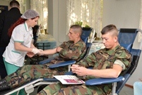 National Army Soldiers Donate Blood for Life