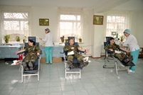 Over 300 Soldiers Donate Blood 