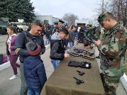 Soldiers from Balti and Chisinau Take Military Oath