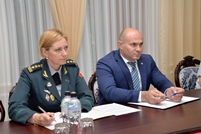 Minister Voicu Talks with Ambassador Ionita about the Moldovan-Romanian Defense Cooperation