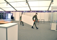 The soldiers of the National Army help to set up the COVID-19 Center in Chisinau