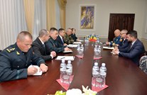 Cooperarea moldo-română, discutată la Ministerul Apărării