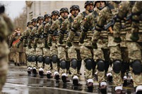 Garda de Onoare a Armatei Naţionale a defilat la parada militară de la  Bucureşti